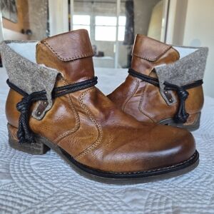 VGUC Rieker Fee 93 Cuffed Bootie EU 42